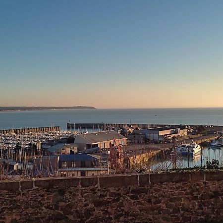 La Maison De L'Amiral Vue Sur Mer A Granville Kültér fotó